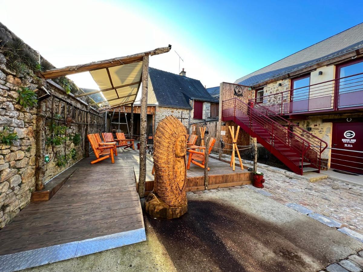 Hotel Le Ranch Brûlon Exteriér fotografie